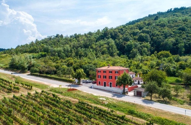 Rooms Cassa d'Oro in Motovun central Istria/Room Teran for 2 persons in Motovun