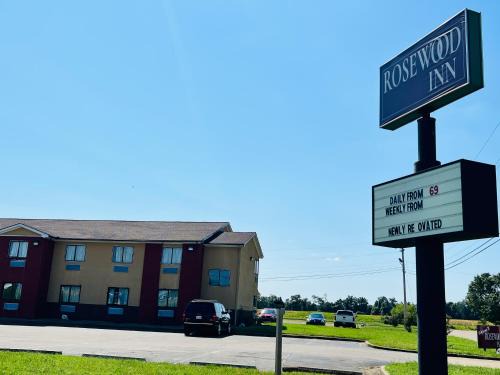 Rosewood Inn By OYO Union City I-69