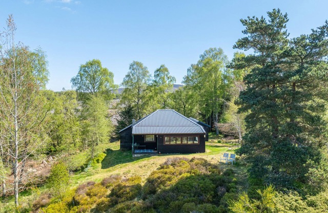 Rowan Chalet by Interhome