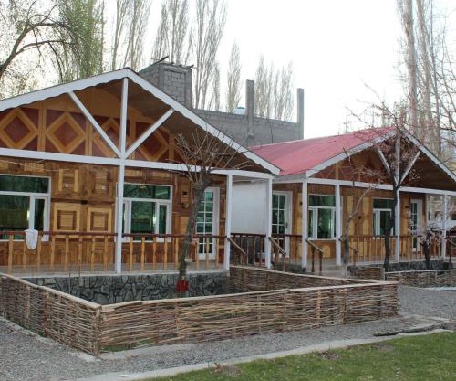 Royal fort resort skardu