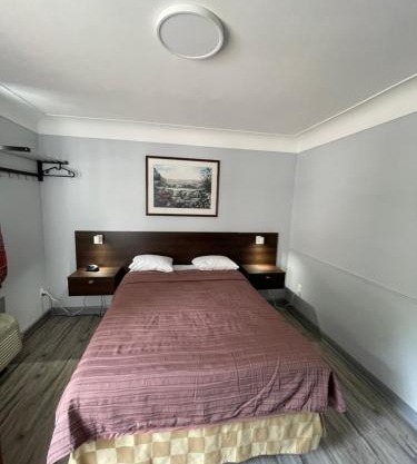 Royal Inn