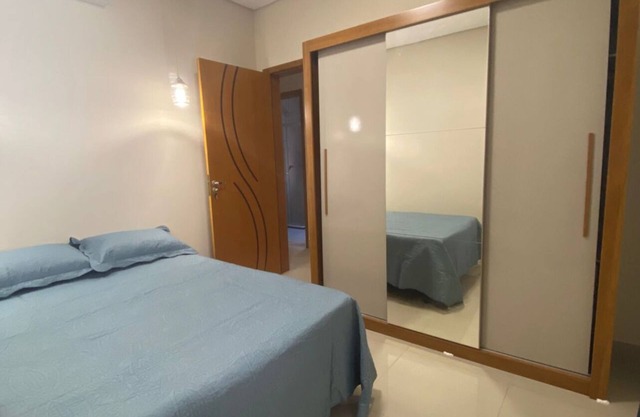 Royal Lion Bedroom 1-Private bedroom with WiFi near to the Airport in Londrina