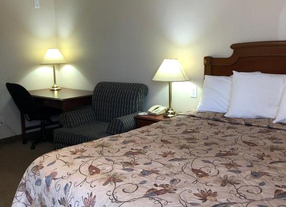 Royal Napanee Inn
