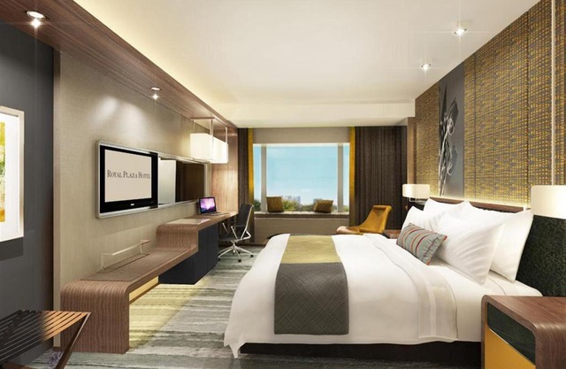 Royal Plaza Hotel
