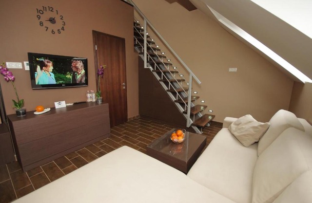 Royal Residence Apartments