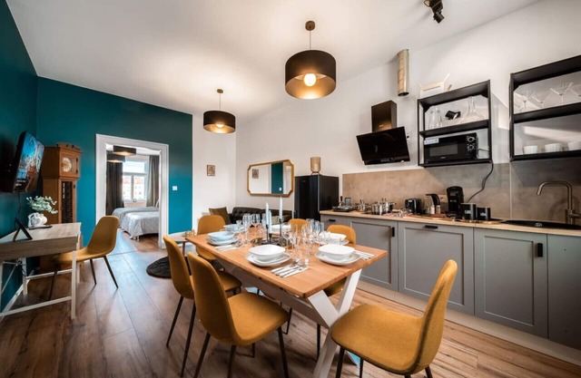 Royal Square View Residence