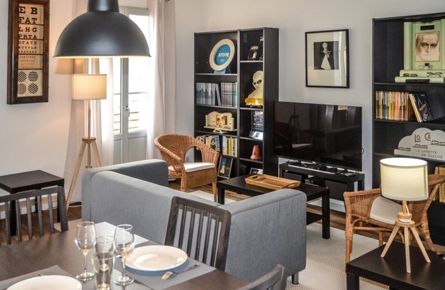 RP1 Vintage apartment in the heart of the city