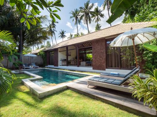 Ruby Romance Oceanside Villas