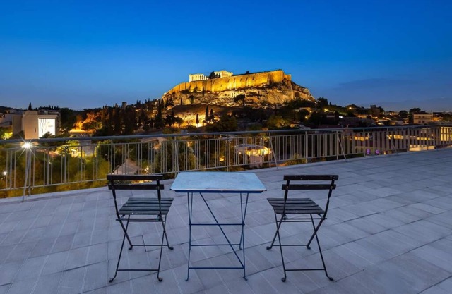 Ruby ' s Best Acropolis Apartment