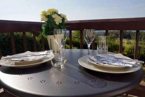 Ruhige Ferienwohnung mit Fernblick