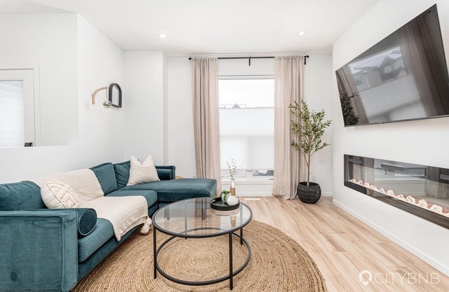 RUISSEAU - Sleeps 8 - 3.5 baths