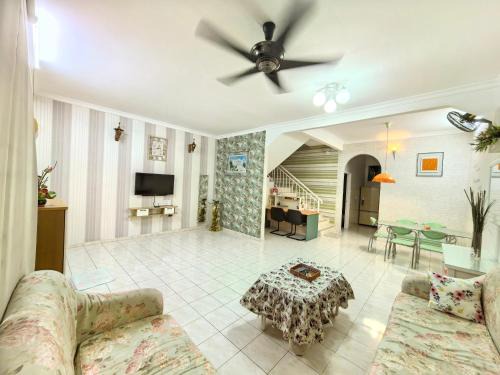 ruma 210 homestay