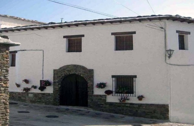 Rural Accommodation El Romero for 9 people