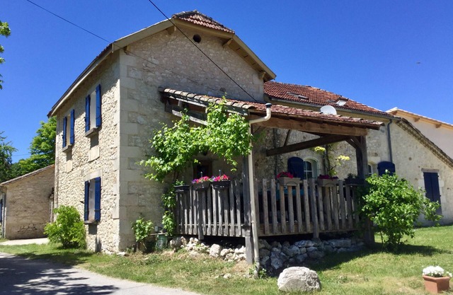 Rural gite with pool and lake views