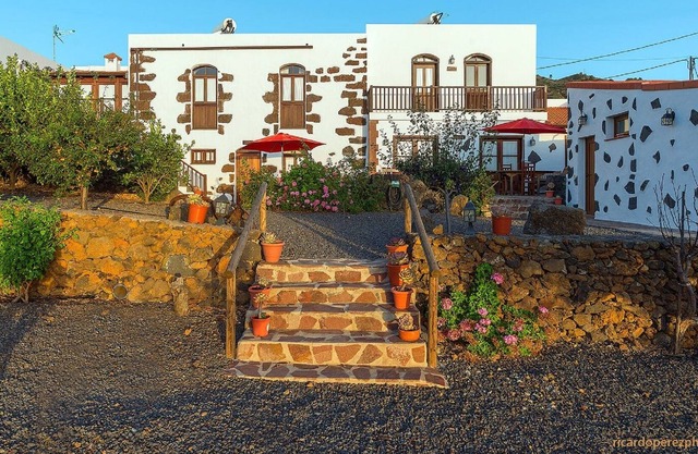 Rural House with garden - Casa de la abuela Leonor