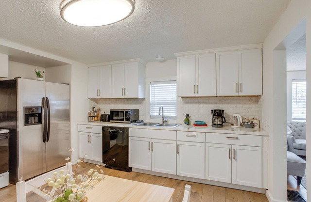 Rural Retreat Near Golf Courses in Ottawa Lake!