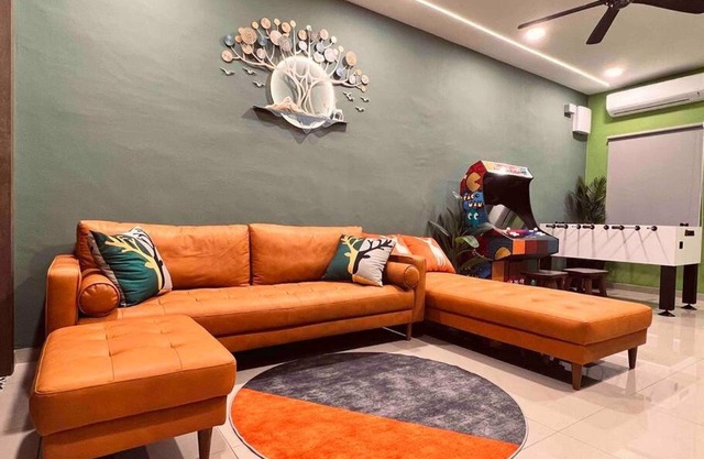 Rusa Cottage (Sleeps 10 pax - 1 min walk from KSL)