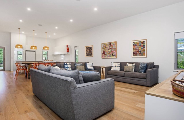 Russell Street Retreat