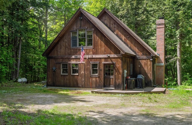 Rustic Cabin near Lakes, Hiking, Biking