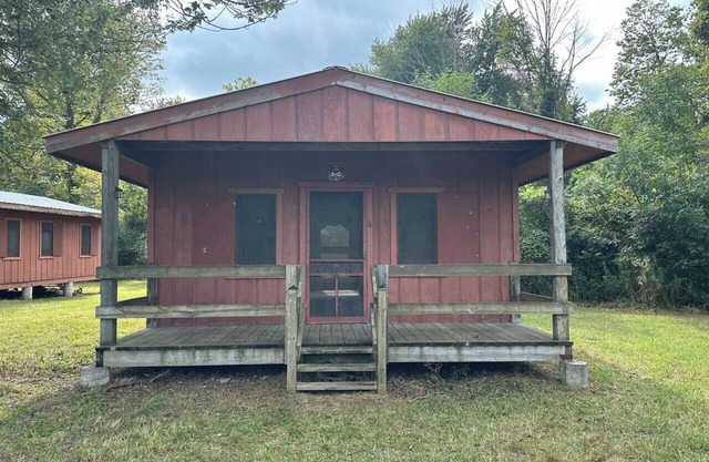 Rustic Cabin Retreat 2-C