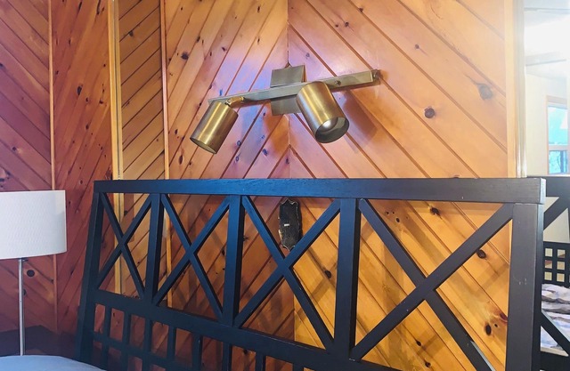 Rustic Charm: A Tranquil Getaway