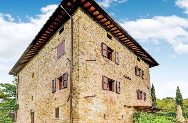 Rustic Comfort with Modern Touch