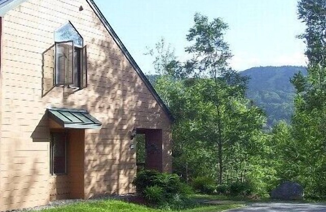 Rustic Elegance - 3 Bedroom Townhome at Bretton Woods