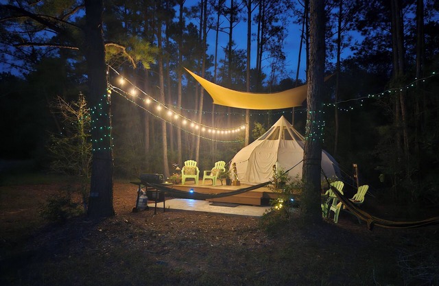 Rustic Glamping with Goats in Forest Near Houston