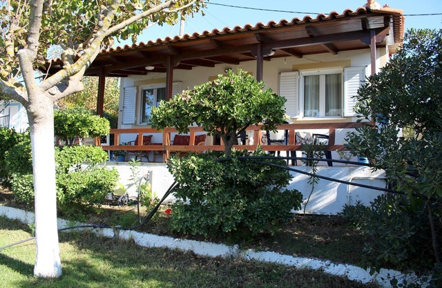 Rustic holiday house directly at the beach, garden, terrace | Ilia, Peloponnese