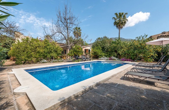 Rustic Home with Romantic Yard and Pool - Finca Ca'n Vaqueta