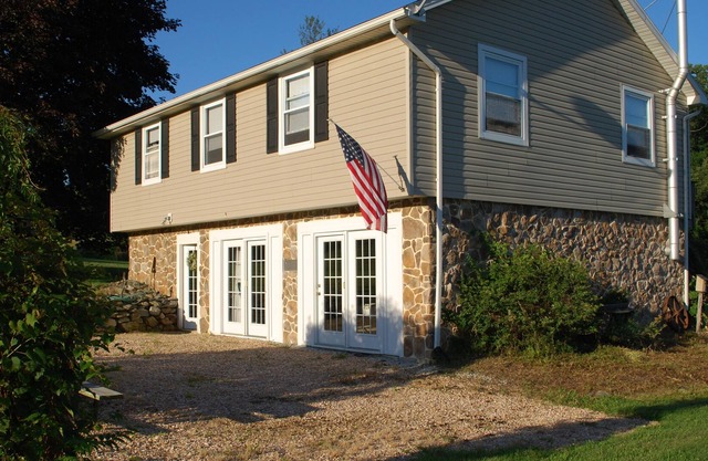 Rustic Lodge In The Blue Ridge Mountains, 8 Miles South Of Gettysburg