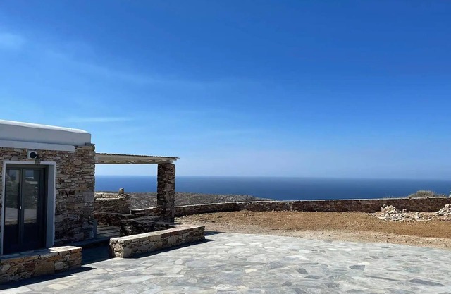 Rustic Stone House in the Heart of Folegandros
