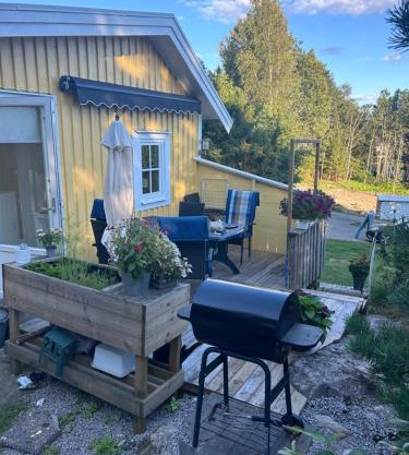 Söt liten stuga för 3