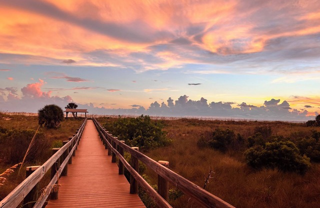 S&S on Little Gasparilla Island: a beachfront Hideaway Bay condo with ferry