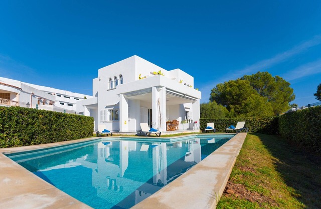 SA CALETA - Villa with private pool in Cala Egos (Santanyi). Free WiFi
