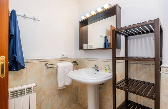 Sa Coromina & Sa Estany Apartments - 12pax - 1 min to Beach and Restaurants.