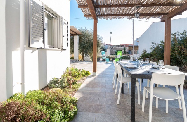 Sa Zirighetta - Two Bedroom Apartment, Sleeps 5