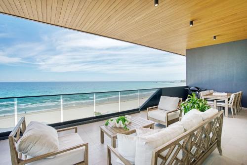 Sable Penthouse at Palm Beach's Waterfront