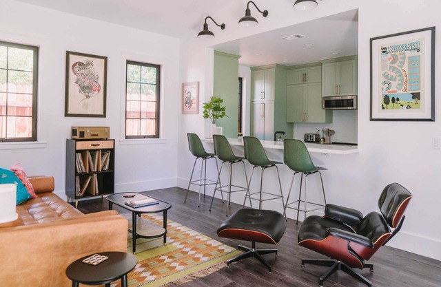 Sacramento Guest House w/Patio ~ 5 Mi to Downtown