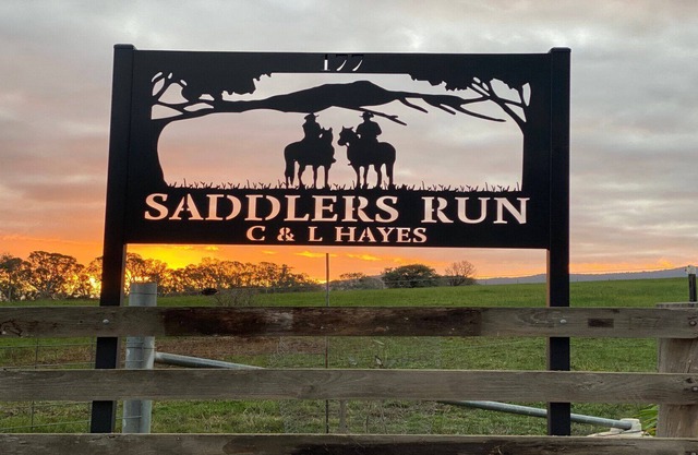 Saddlers Run - A beautiful country style home high on the hill in Bridge Creek
