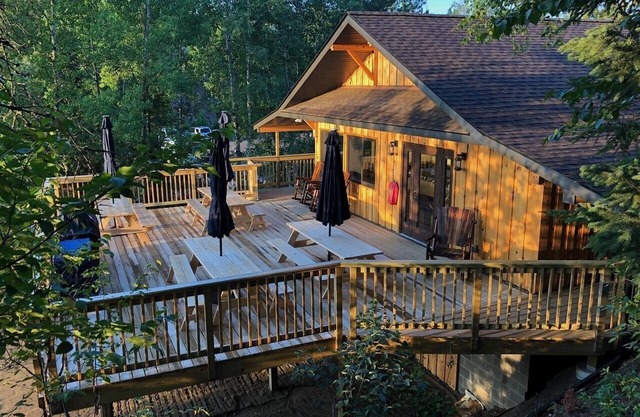 Saganaga Lodge