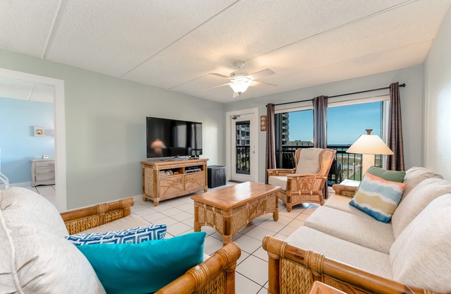 Saida III 605 - Relaxing Oceanfront Condo with Private Balcony
