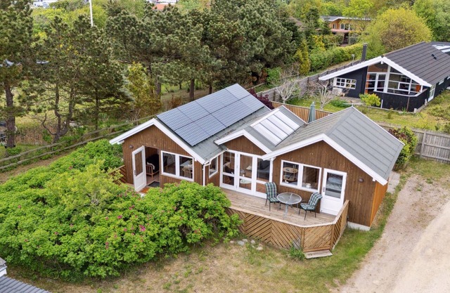 "Saija" - 100m from the sea by Interhome