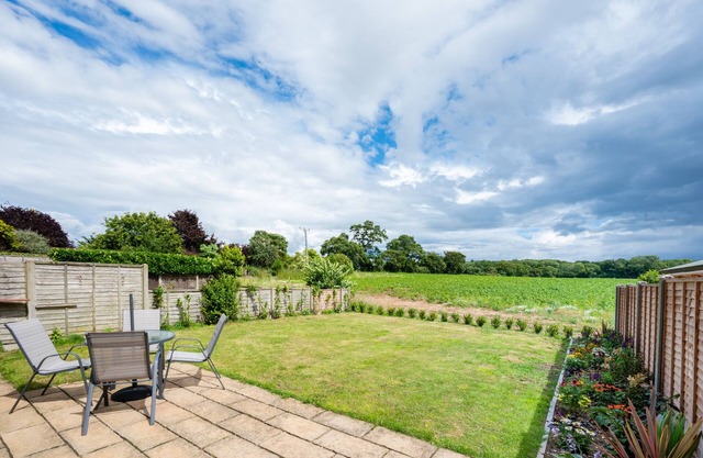 Sailor's Rest - Two Bedroom House, Sleeps 4