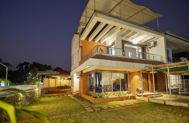 Saisarkar villa