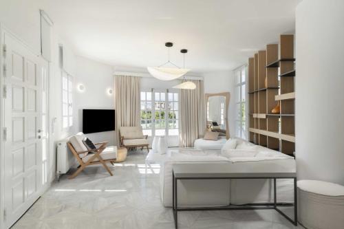 Saitis Home