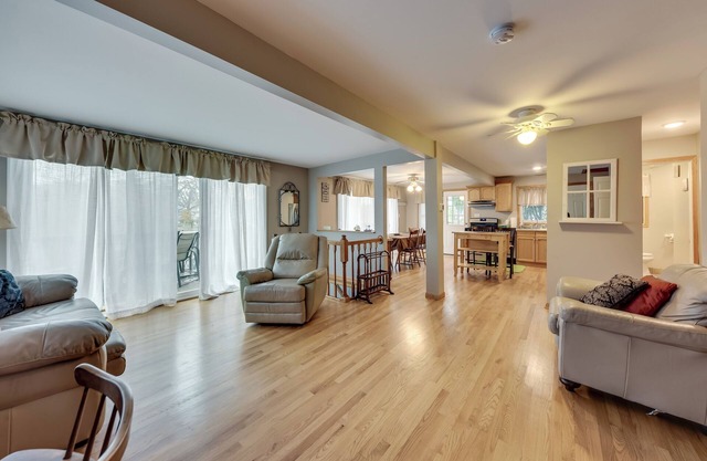 Salem Vacation Home w/Dock: Steps to Paddock Lake