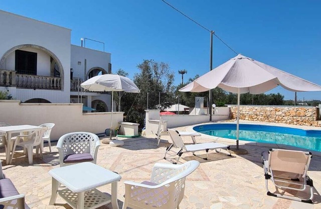 Salentiggiano Villa Ulivo With Swimming Pool: YELLOW TWO-ROOM APARTMENT 2/4 beds