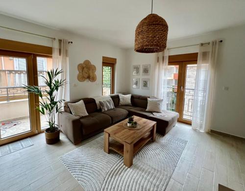 Salt & Stone Apartment