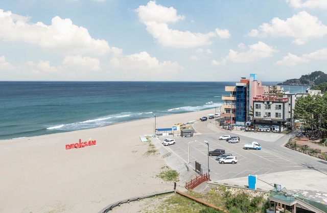 Samcheok Kong & Bee Ocean View Spa Pensi